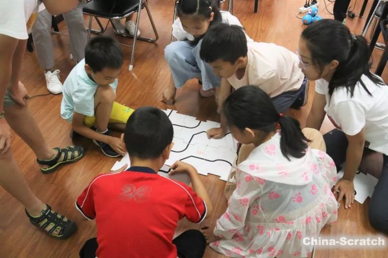 中阳县举办第二届青少年机器人智能大赛(图1)