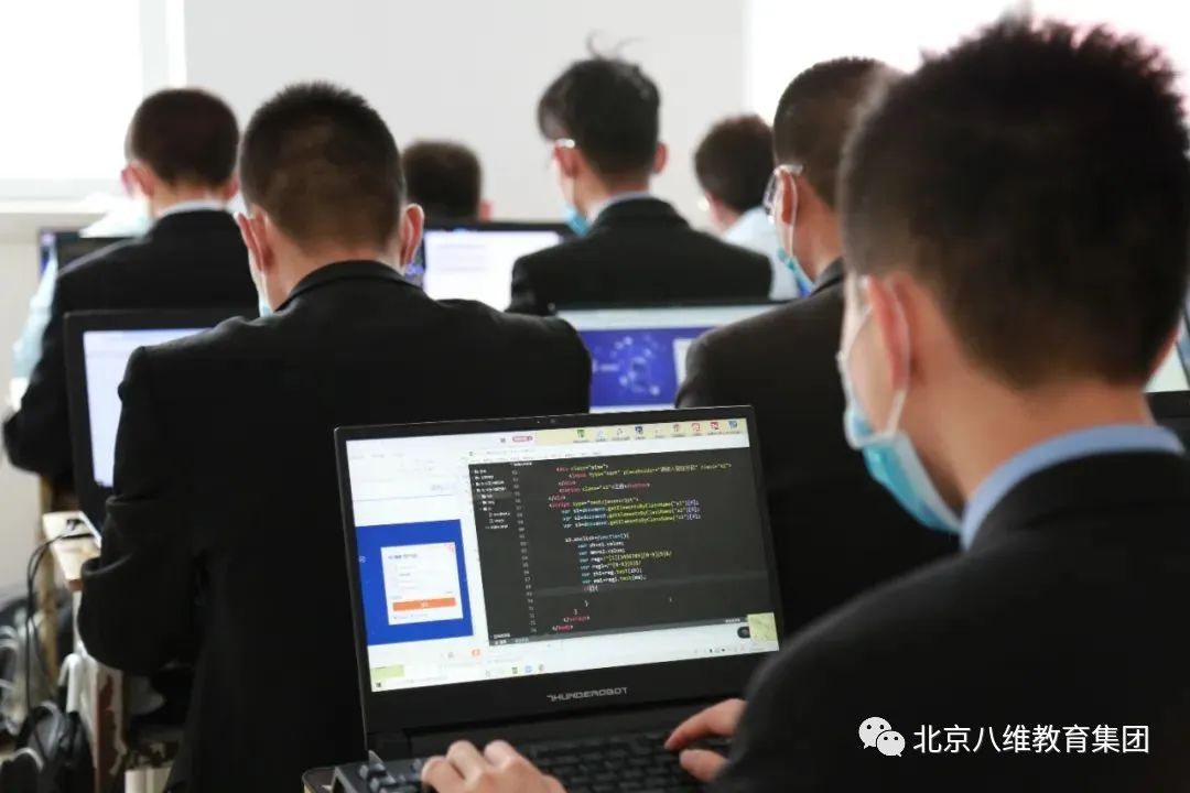 印度:全球第一个被人工智能做空的国家?(图1)